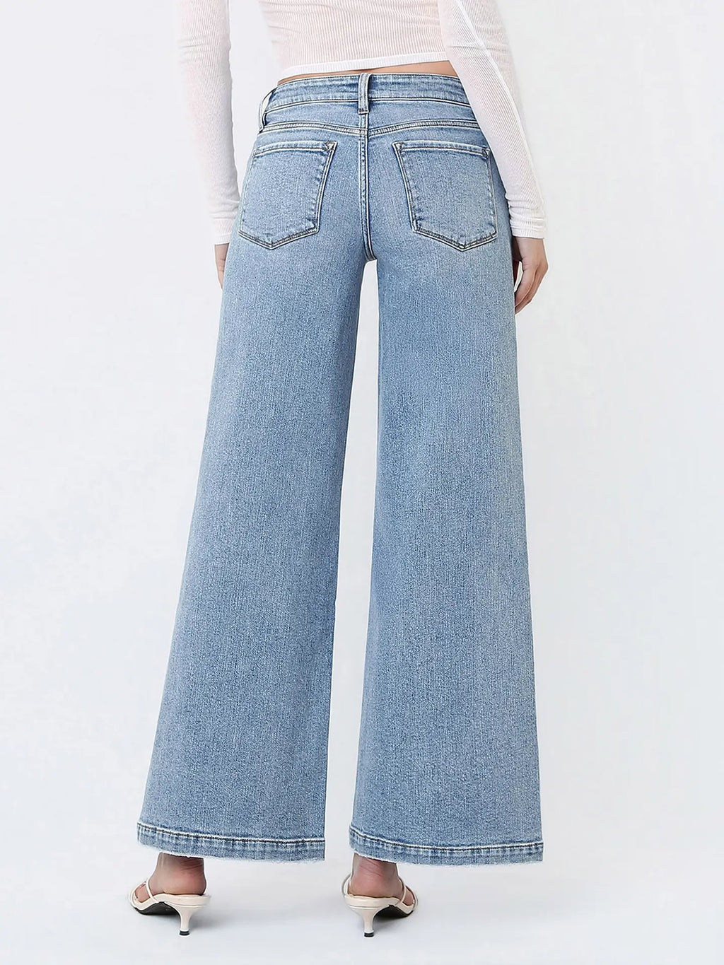 Breakthrough Mid Rise Jean