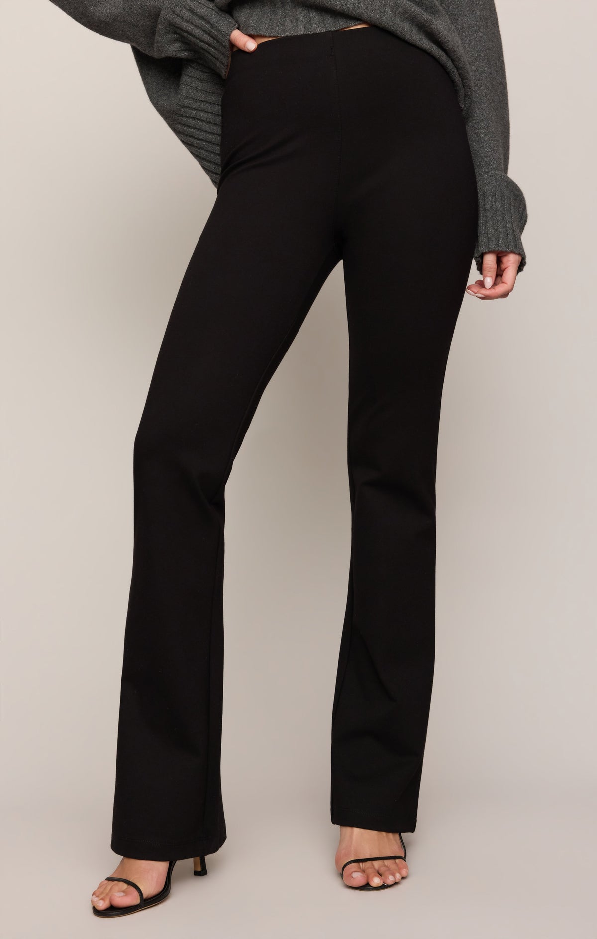 Ives Pant- Black