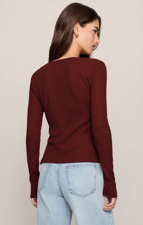 Albany Waffle Snap Front Top- Velvet Rouge